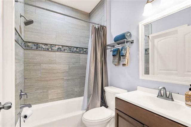 526 Rokeby Drive, Woodstock, GA 30188