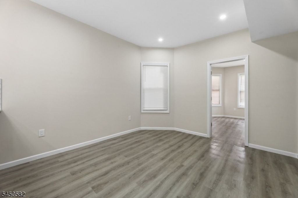 172 Godwin Ave, Paterson City, NJ 07501 — photo 5