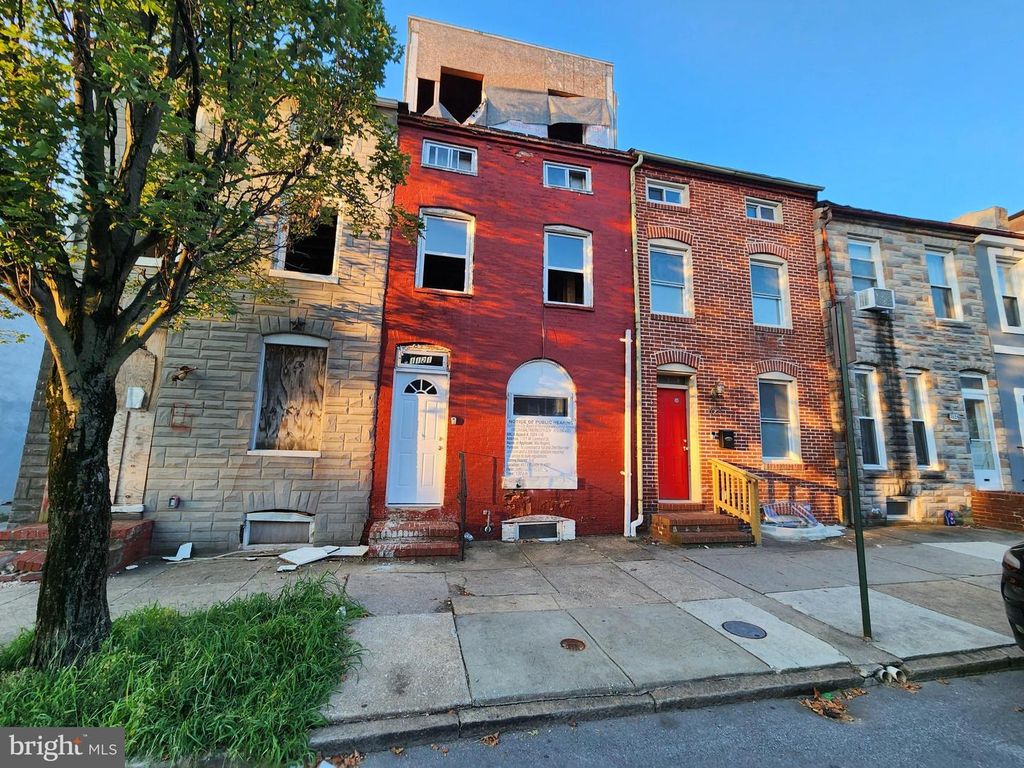 1121 W LOMBARD ST, Baltimore, MD 21223