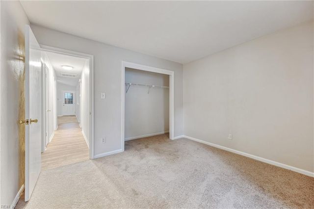 1414 Larkview DR, Virginia Beach, VA 23454