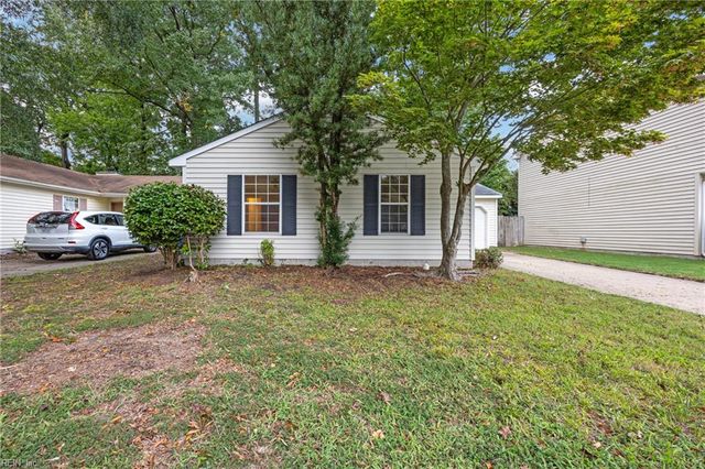 1414 Larkview DR, Virginia Beach, VA 23454