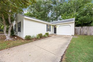 1414 Larkview DR, Virginia Beach, VA 23454