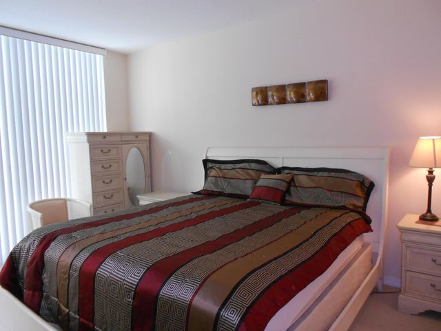 625 Casa Loma Boulevard 303, Boynton Beach, FL 33435