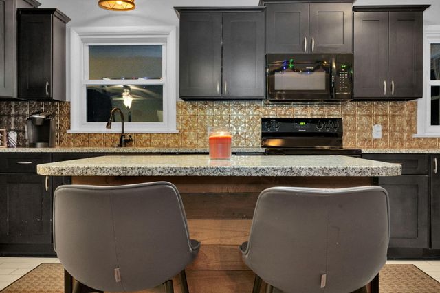 117 N Fairview Avenue, Niles City, MI 49120