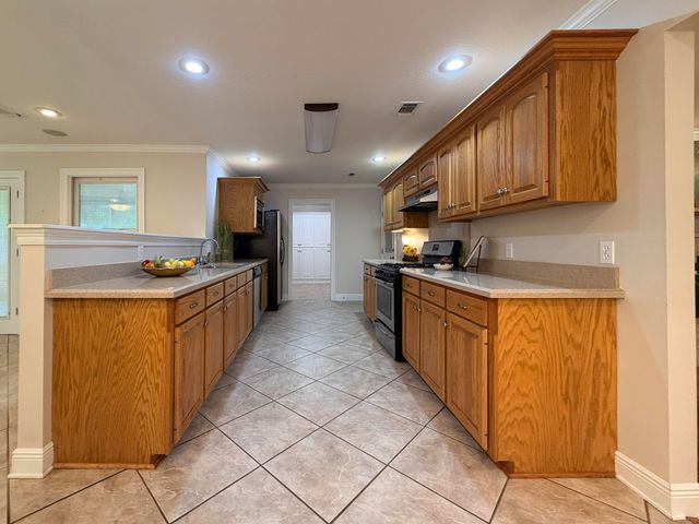 703 Maxwell Dr., Hattiesburg, MS 39401