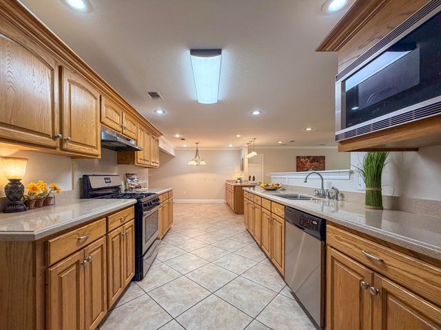 703 Maxwell Dr., Hattiesburg, MS 39401