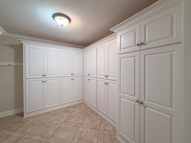 703 Maxwell Dr., Hattiesburg, MS 39401