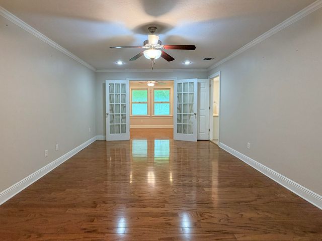 703 Maxwell Dr., Hattiesburg, MS 39401