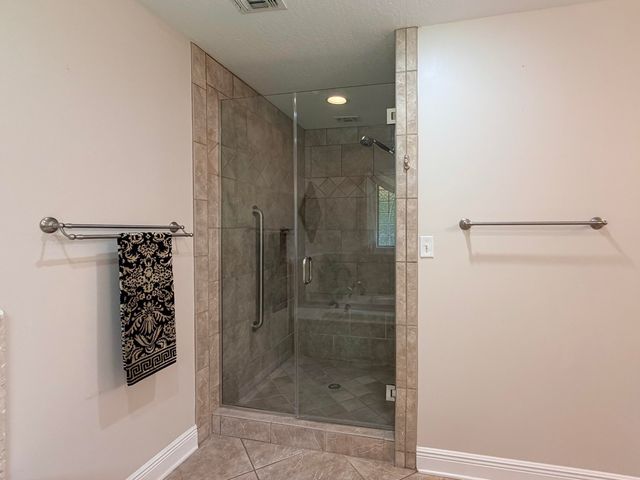 703 Maxwell Dr., Hattiesburg, MS 39401