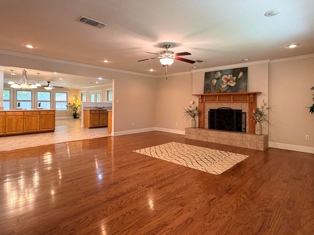 703 Maxwell Dr., Hattiesburg, MS 39401