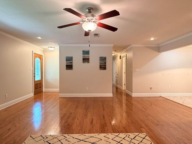 703 Maxwell Dr., Hattiesburg, MS 39401