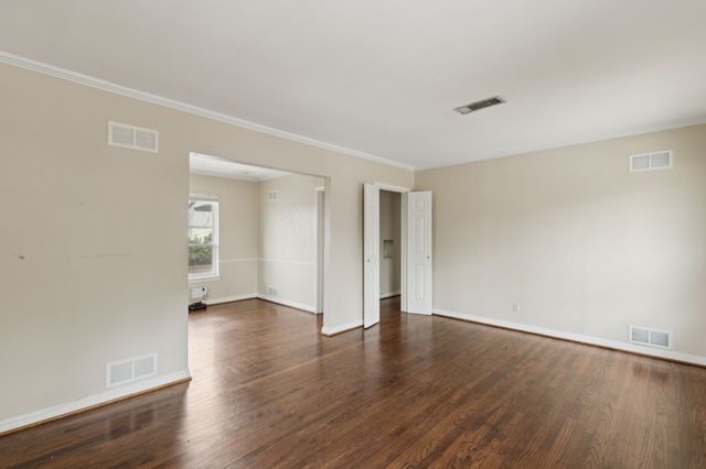 6723 Del Norte Lane, Dallas, TX 75225