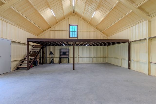 1100 Rs County Road 3150, Emory, TX 75440