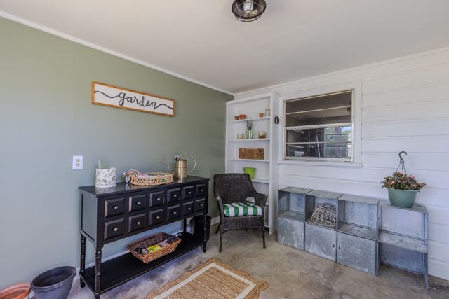 1100 Rs County Road 3150, Emory, TX 75440
