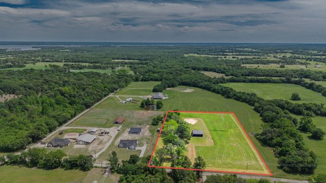 1100 Rs County Road 3150, Emory, TX 75440