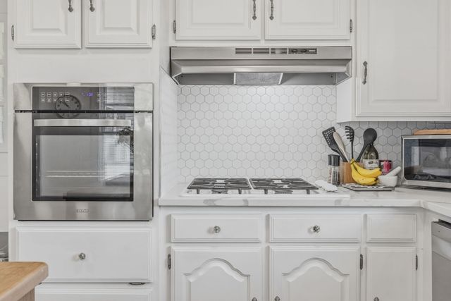 1100 Rs County Road 3150, Emory, TX 75440