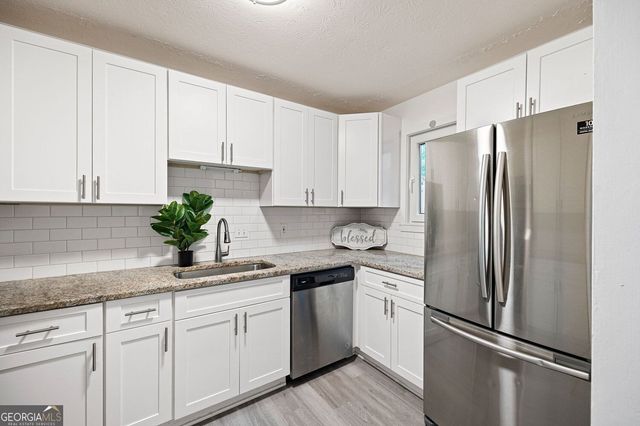 2082 Lenoa Lane, Austell, GA 30106