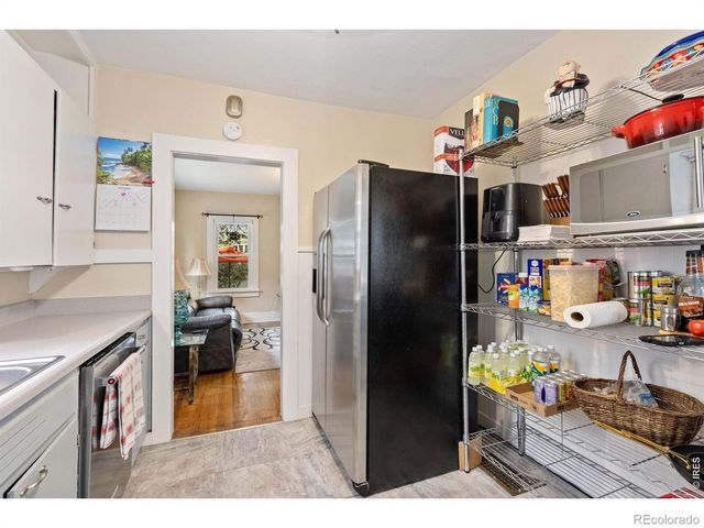 5 S Greeley Avenue, Johnstown, CO 80534