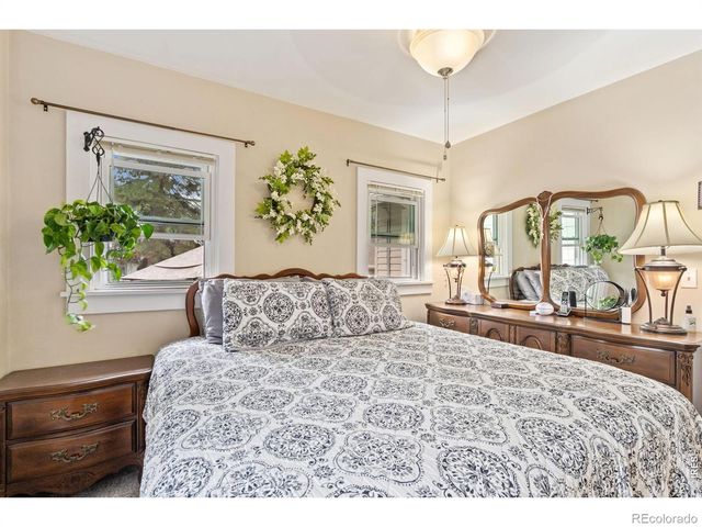 5 S Greeley Avenue, Johnstown, CO 80534
