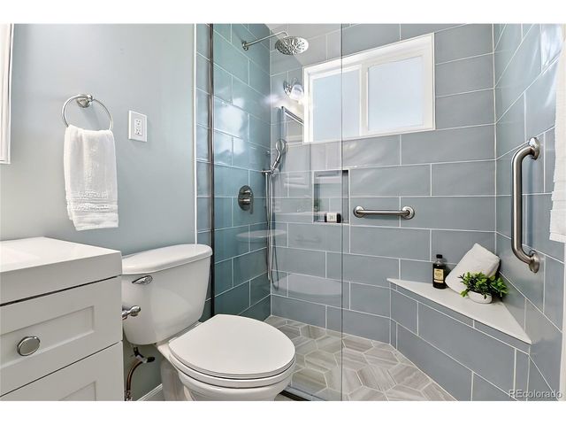 3323 W Monmouth Ave, Englewood, CO 80110