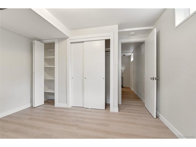 3323 W Monmouth Ave, Englewood, CO 80110