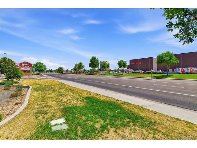 3323 W Monmouth Ave, Englewood, CO 80110