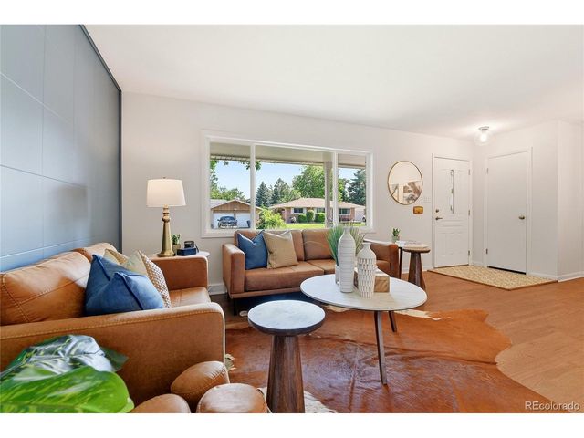 3323 W Monmouth Ave, Englewood, CO 80110