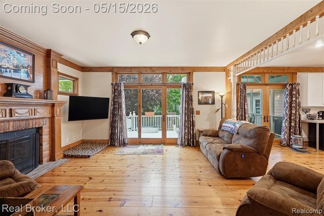 52798 Weathervane Drive, Chesterfield, MI 48047