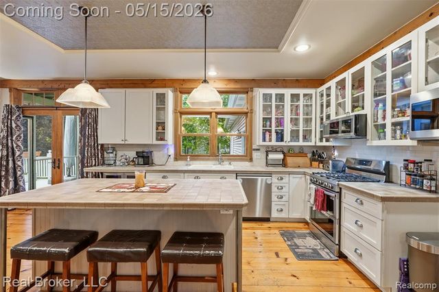 52798 Weathervane Drive, Chesterfield, MI 48047