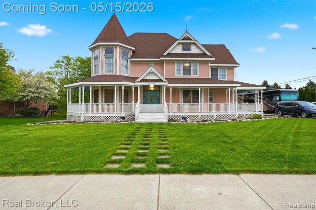 52798 Weathervane Drive, Chesterfield, MI 48047