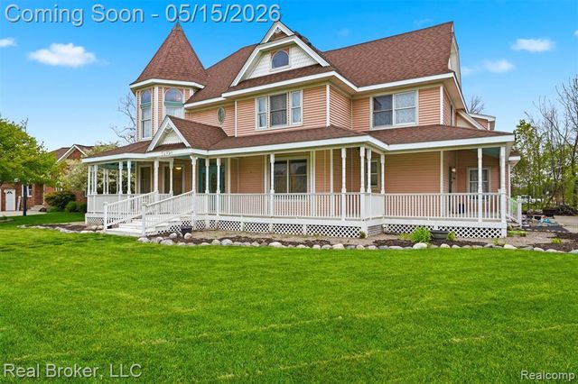 52798 Weathervane Drive, Chesterfield, MI 48047