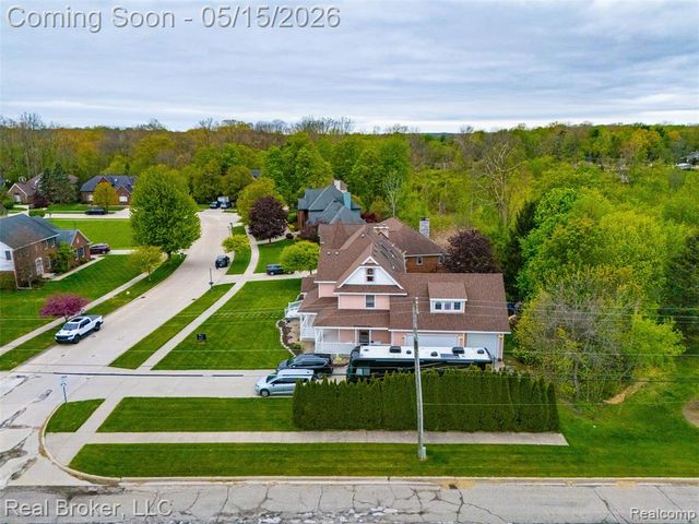 52798 Weathervane Drive, Chesterfield, MI 48047
