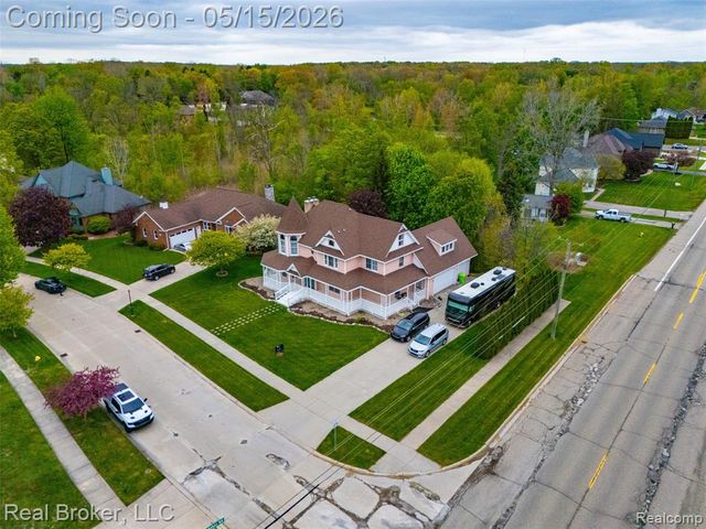 52798 Weathervane Drive, Chesterfield, MI 48047