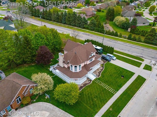 52798 Weathervane Drive, Chesterfield, MI 48047