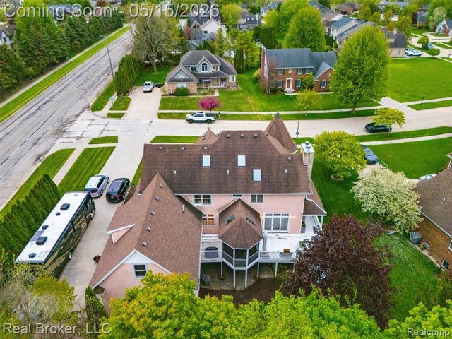 52798 Weathervane Drive, Chesterfield, MI 48047
