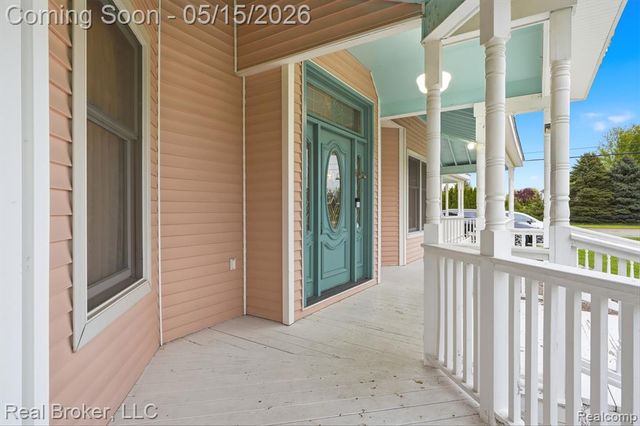 52798 Weathervane Drive, Chesterfield, MI 48047