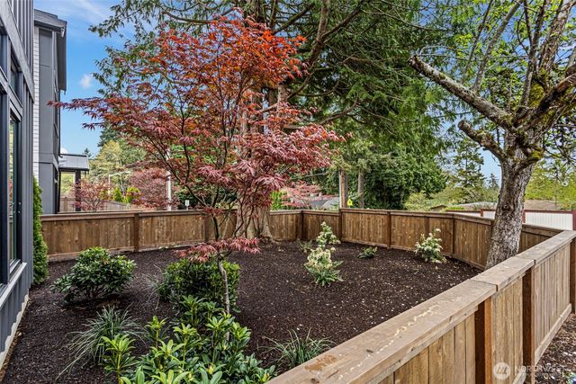 9315 132nd Avenue NE, Kirkland, WA 98033
