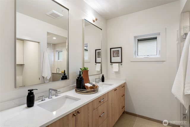 9315 132nd Avenue NE, Kirkland, WA 98033