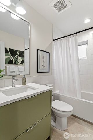 9315 132nd Avenue NE, Kirkland, WA 98033