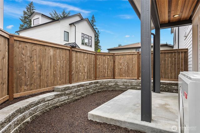 9315 132nd Avenue NE, Kirkland, WA 98033