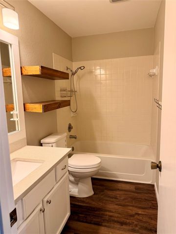 7022 Buccaneer TRL, Austin, TX 78729