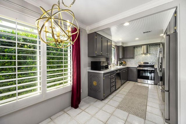 73450 Country Club Drive 284, Palm Desert, CA 92260