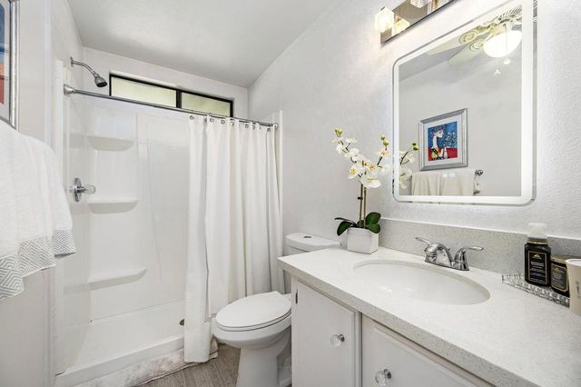 73450 Country Club Drive 284, Palm Desert, CA 92260