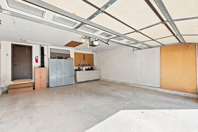 15 Fremont Drive S, Fargo, ND 58103