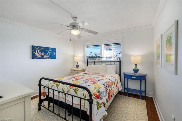 1610 Middle Gulf DR F5, Sanibel, FL 33957