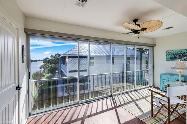 1610 Middle Gulf DR F5, Sanibel, FL 33957