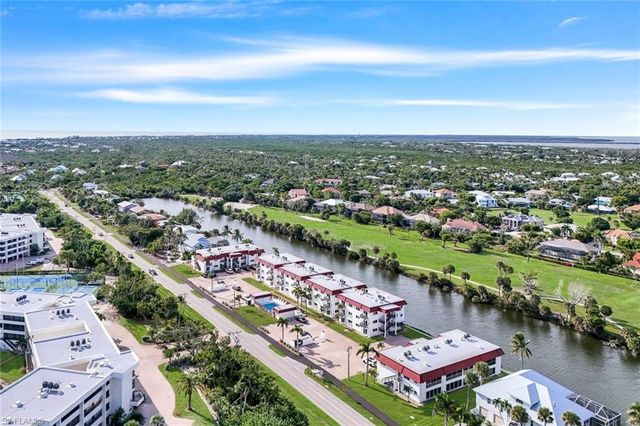 1610 Middle Gulf DR F5, Sanibel, FL 33957