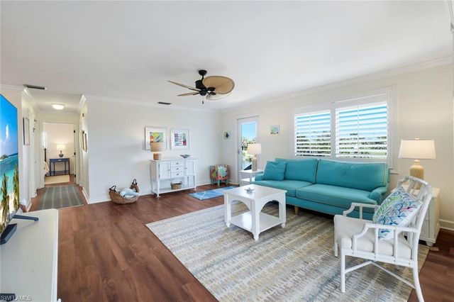 1610 Middle Gulf DR F5, Sanibel, FL 33957