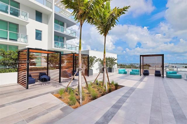 3900 Biscayne Blvd S-218, Miami, FL 33137