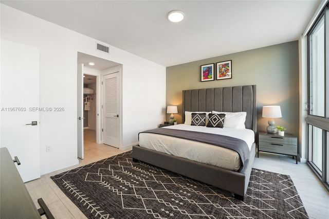 3900 Biscayne Blvd S-218, Miami, FL 33137